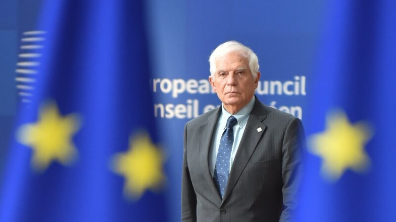 Šéf diplomacie EU odsoudil útoky izraelských osadníků na Palestince, vyzval k ochraně civilistů