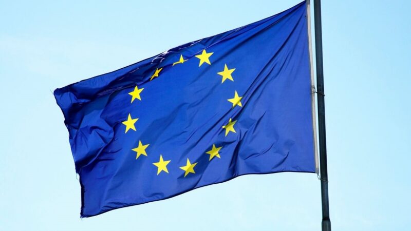 EU schválila program půjček na obranu ve výši až 150 miliard eur