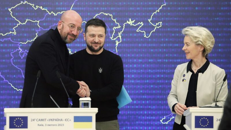 Ukrajina chce zahájit jednání o&nbsp;vstupu do EU už v&nbsp;prosinci, řekl Perebyjnis