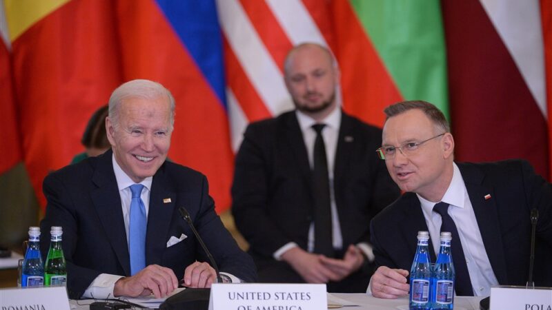 Bukurešťská devítka volá po posílení východního křídla NATO. Rusko je přímou hrozbou, uvedly země v&nbsp;deklaraci