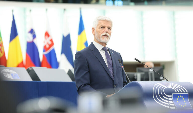 Prezident Pavel vystoupil před europoslanci. Evropské volby podle něj budou zkouškou i&nbsp;příležitostí pro demokracii