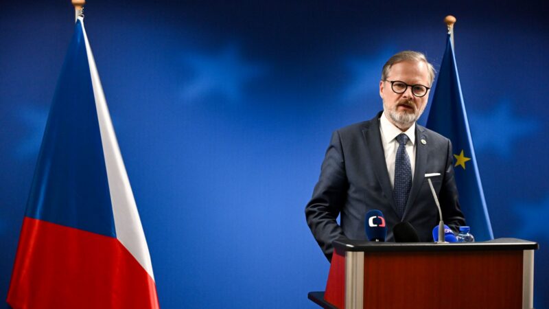 Orbán blokuje nové sankce. Ty stávající EU prodloužila „bez diskuse“