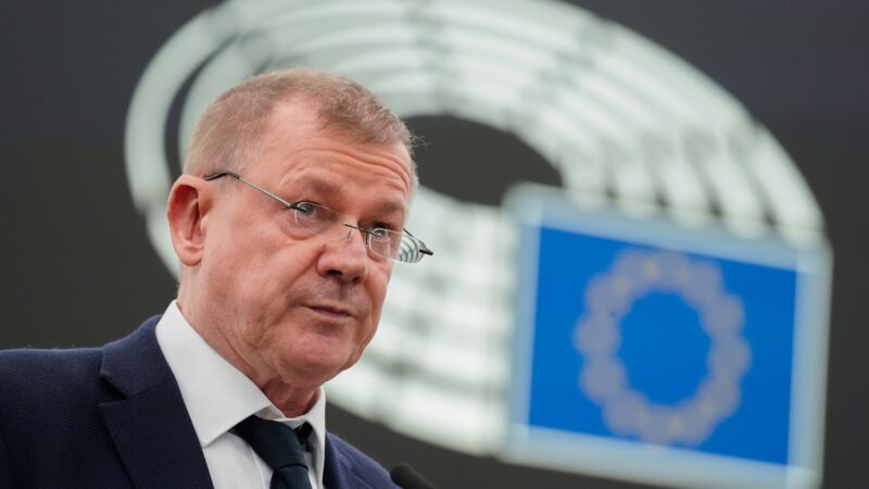 Pieper se po kritice zřekl funkce vyslance pro malé a&nbsp;střední podniky. Kauza tím však nekončí