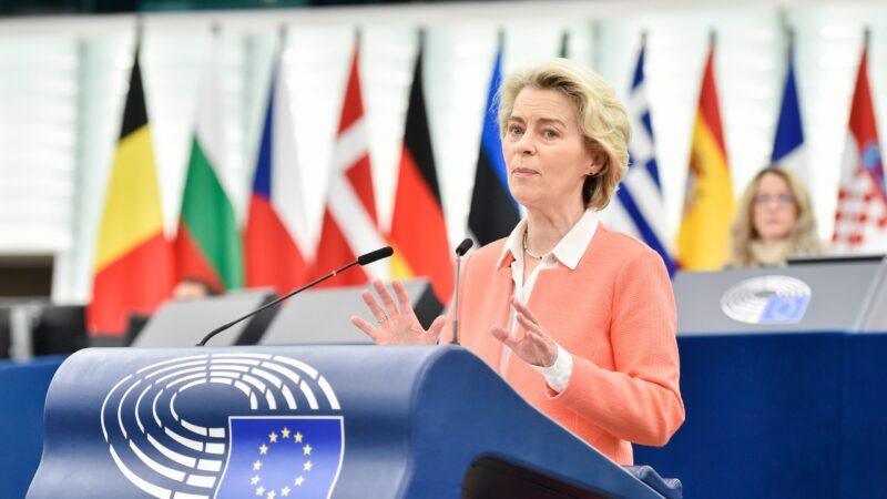Děti v Pásmu Gazy umírají hlady. To nemůže pokračovat, prohlásila von der Leyen