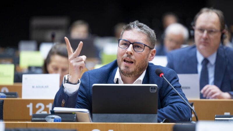 Martin Hlaváček zvolený za ANO se neujme mandátu europoslance