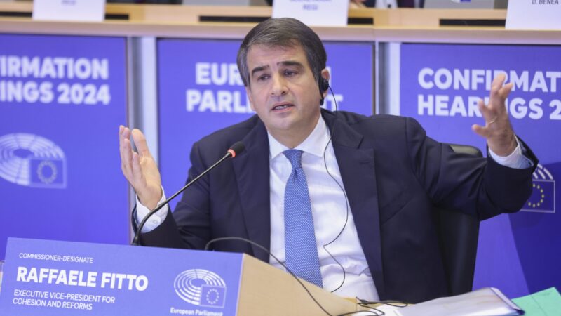 Italský konzervativec má být místopředsedou Komise. Europoslancům slíbil, že bude sloužit zájmům EU