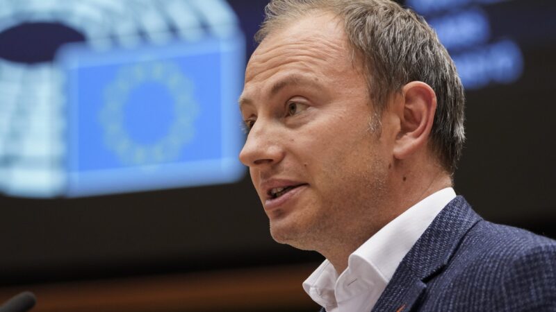 Europoslanec Knotek navrhl zamítnutí emisního cíle pro rok 2040