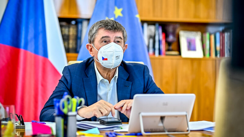 Vzdejte se funkce nebo Agrofertu, zní z EP. Rezoluci proti Babišovi podpořila většina europoslanců