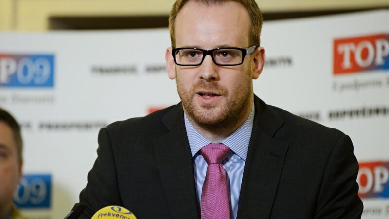 Řekněte Rusku, že se chová neakceptovatelně, vyzývá Kolář předsedkyni Evropské komise