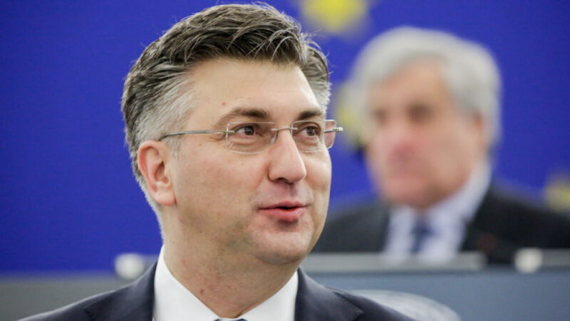 Chorvatská ekonomika roste a&nbsp;nezaměstnanost je nízká. Jsme za to nemálo vděční EU, říká premiér Plenković