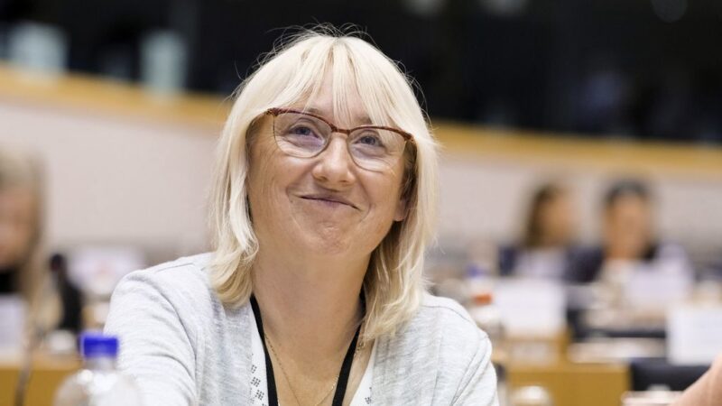 Olga Sehnalová: Ochrana pracujících lidí je agendou sociální demokracie. Nikdo jiný to za ni neudělá