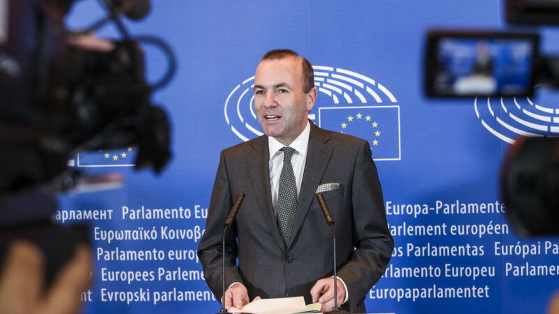 Stane v&nbsp;čele Evropské komise Manfred Weber? Podporu mu vyjádřila i&nbsp;Merkelová