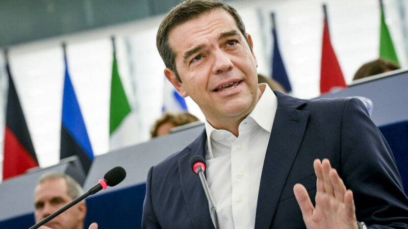 Tsipras: Budoucnost EU je ohrožena. Musí se vrátit k&nbsp;solidaritě