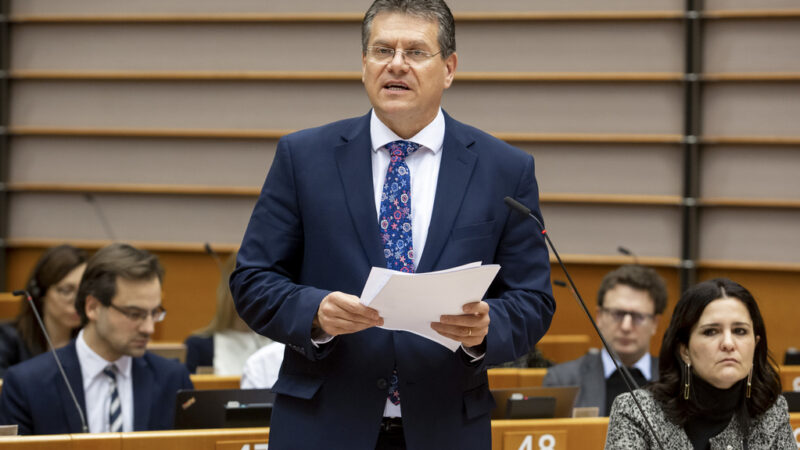 Slovenský eurokomisař Šefčovič bude dohlížet na dodržování brexitové dohody