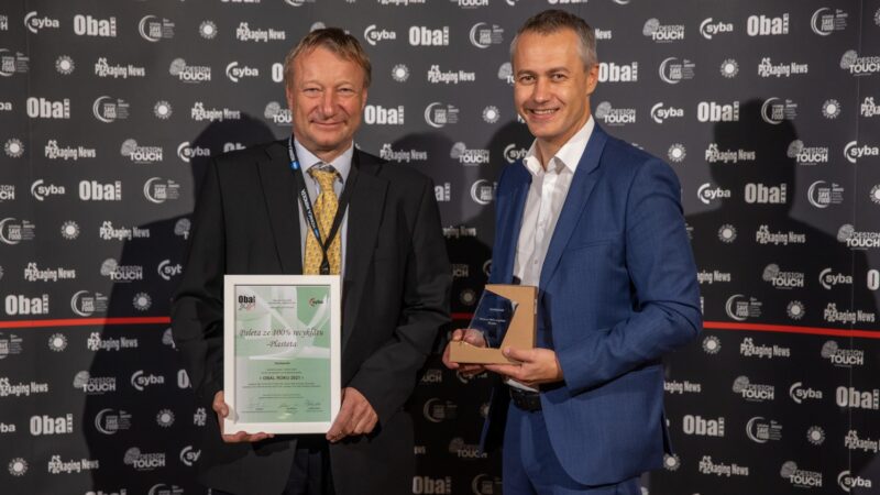 Vyrábět z&nbsp;odpadu se v&nbsp;Česku nevyplácí, říká Luxemburk z&nbsp;firmy na palety z&nbsp;recyklátu