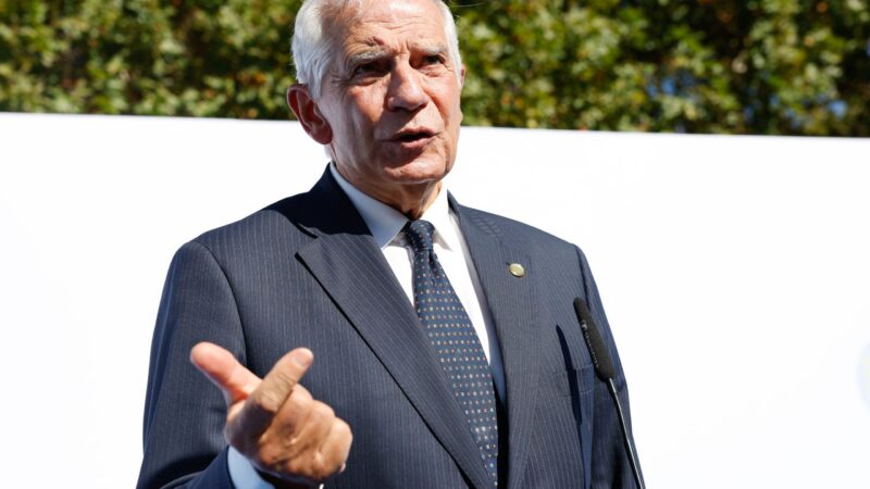 Na jednání ministrů zahraničí zemí EU dostali pozvánku i&nbsp;ministři Izraele a&nbsp;Palestiny. Pozval je Borrell