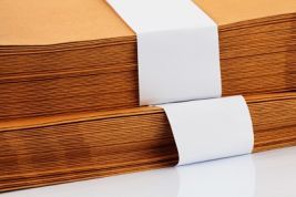 V digitálním věku skladují firmy většinu dokumentů stále na papíře. A&nbsp;dělá jim to potíže