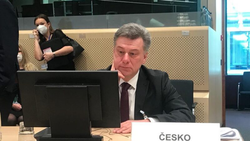 Tématem českého předsednictví budou i&nbsp;válečné zločiny na Ukrajině, řekl ministr Blažek