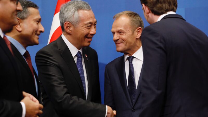 EU podepsala se Singapurem obchodní dohodu. Je to důležitý vzkaz, shodují se politici