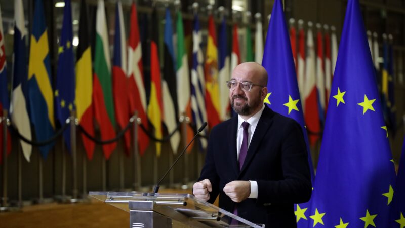 Lídři zemí EU se přou o&nbsp;ekonomická opatření proti koronaviru. Podporu nemají koronabondy ani pomoc z&nbsp;ESM