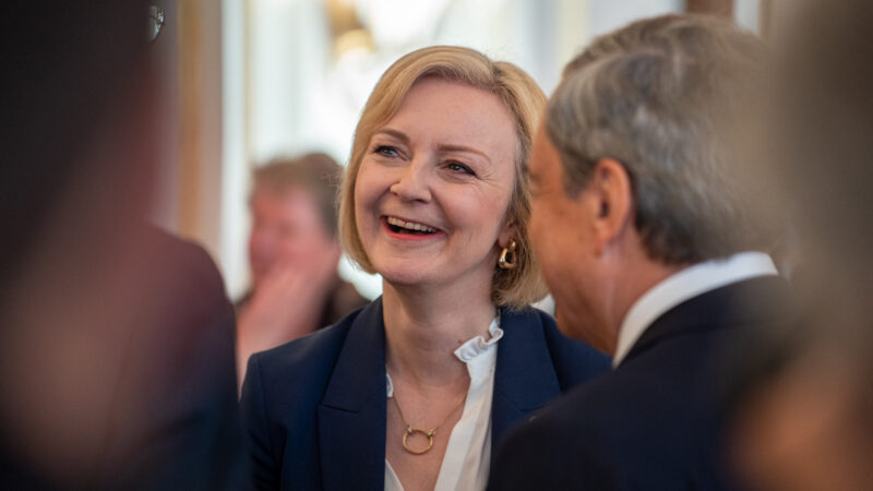 Liz Trussová se „vrátila do Evropy“. S&nbsp;Macronem jsou přátelé, brexit už není jediné téma