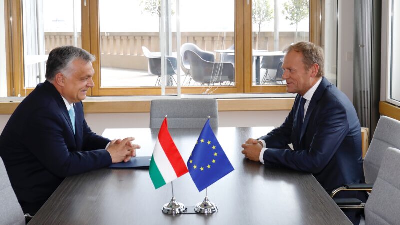 Hon na čarodějnici? Evropa kritizuje Orbána. Maďarsko se mezitím stalo „mistrem trollingu“