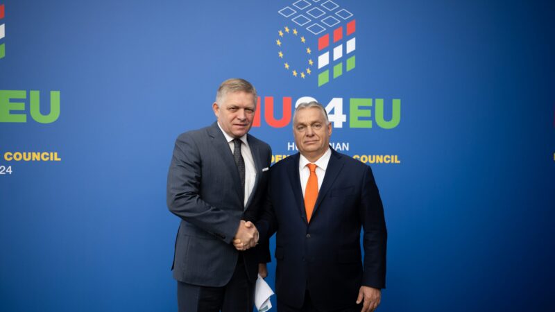 Orbán: Evropa bez Spojených států válku na Ukrajině sama financovat nemůže