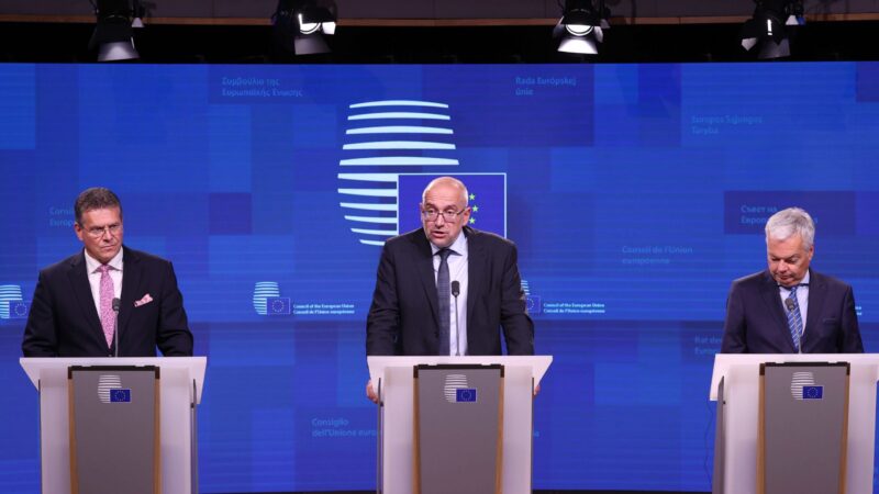 Na většinovém hlasování v&nbsp;zahraniční politice se členské státy zatím neshodly