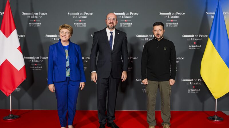 Švýcarsko se zapojí do obranných projektů EU. Zpochybnění neutrality ale není na stole, říká švýcarský politolog