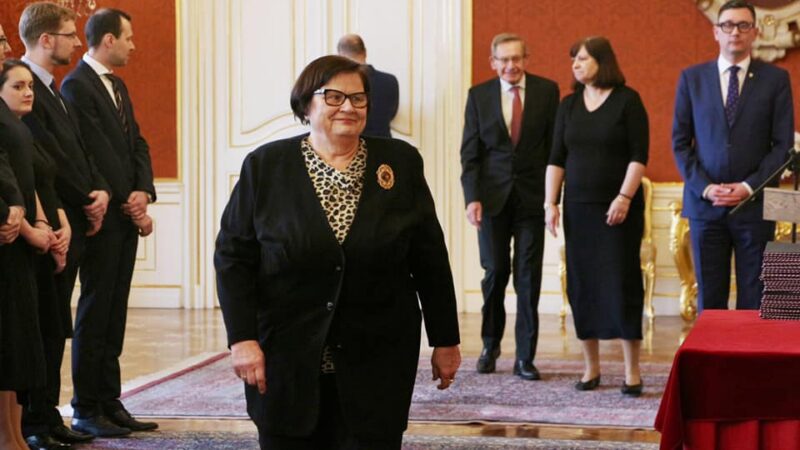 Podle Benešové není zpráva EK o&nbsp;právním státu v ČR přiléhavá, chce se sejít s Jourovou