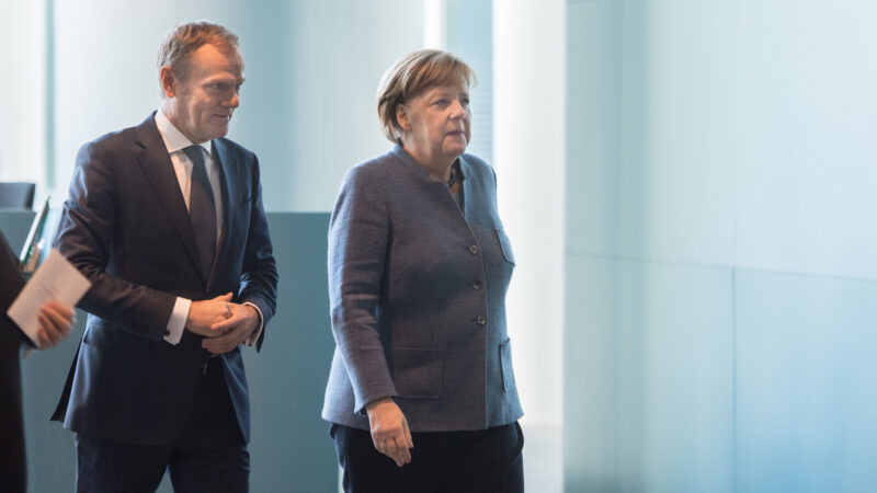 Evropa by měla odpovědět na masakr v&nbsp;Sýrii, říká kancléřka Merkelová