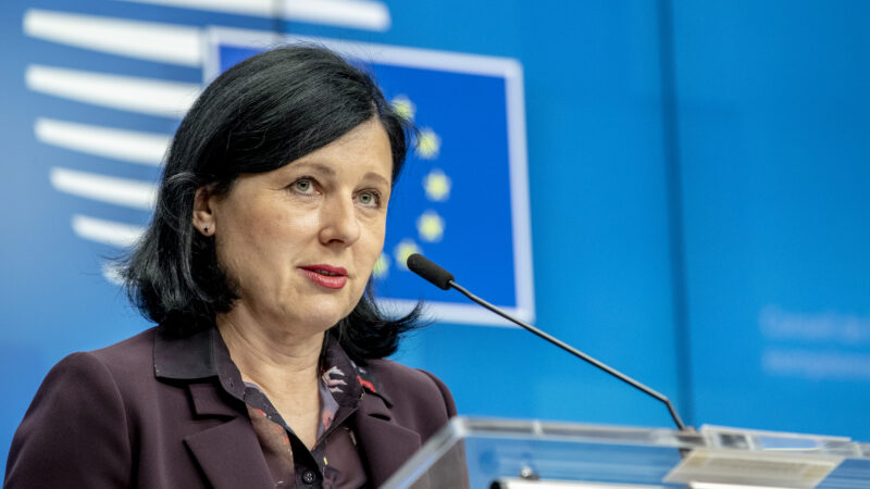 Je to oficiální, vláda na post české eurokomisařky nominovala Věru Jourovou