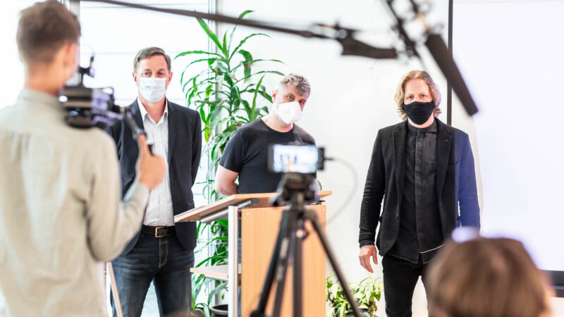 Pomoc dětským uprchlíkům? Přístup vlády nedává smysl, říkají organizace