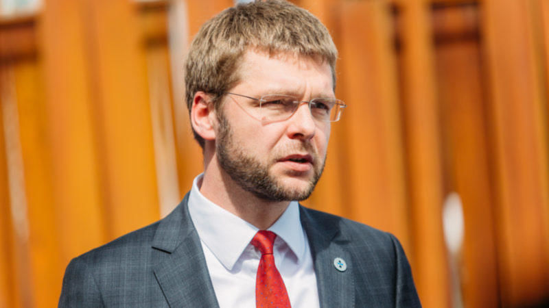 Jevgeni Ossinovski: Trh práce potřebuje jasná pravidla. Platí to pro Uber i&nbsp;vysílání pracovníků