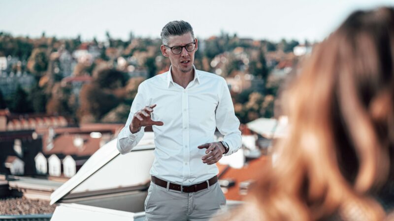 Adiktolog: Trh se mění. Více dětí se poprvé potká s&nbsp;e-cigaretou než s&nbsp;tabákem