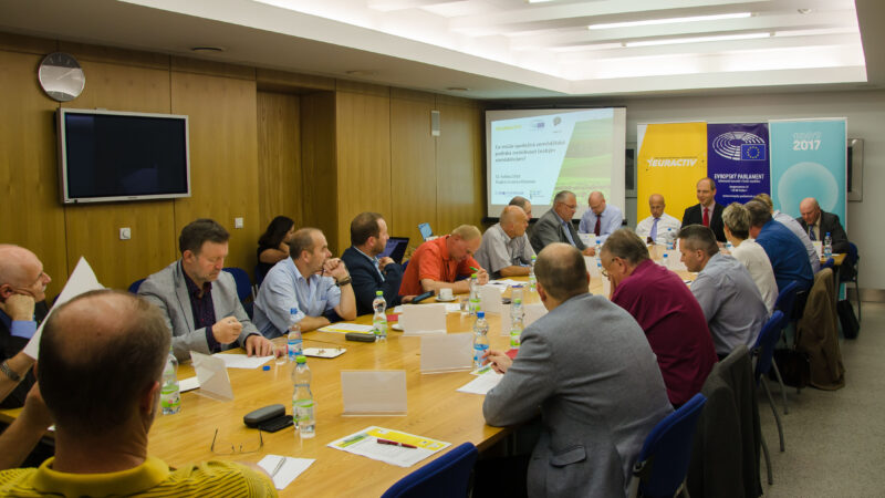 Čeští zemědělci udělají pro dotace vše, zaznělo na debatě v&nbsp;Olomouci