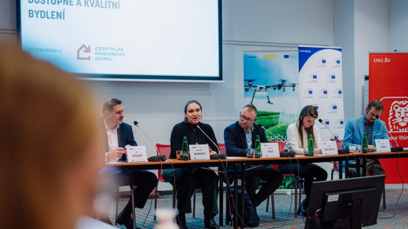 Experti vyzývají vládu, aby u&nbsp;renovací budov držela směr a&nbsp;kontinuitu