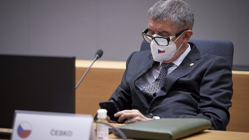 Europarlament se snaží ovlivnit české parlamentní volby, reaguje Babiš na rezoluci