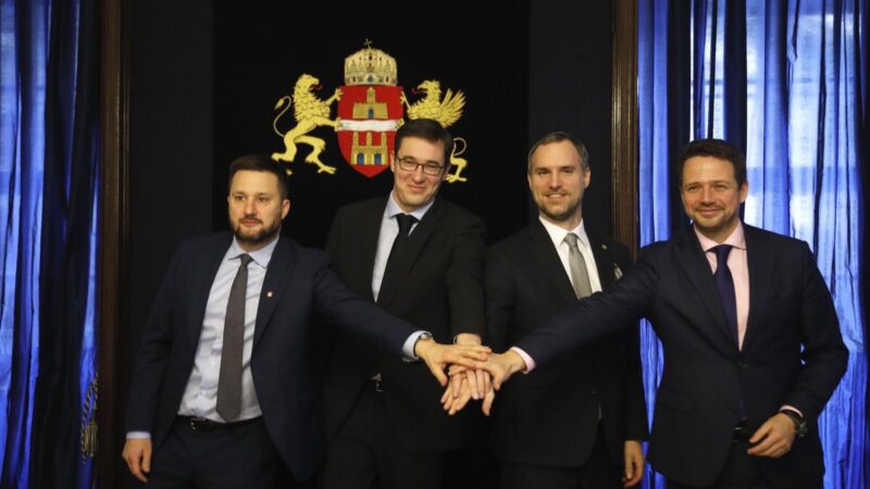 Primátoři V4 lobbují v Bruselu za peníze z&nbsp;fondu obnovy. Má aliance metropolí šanci na úspěch?