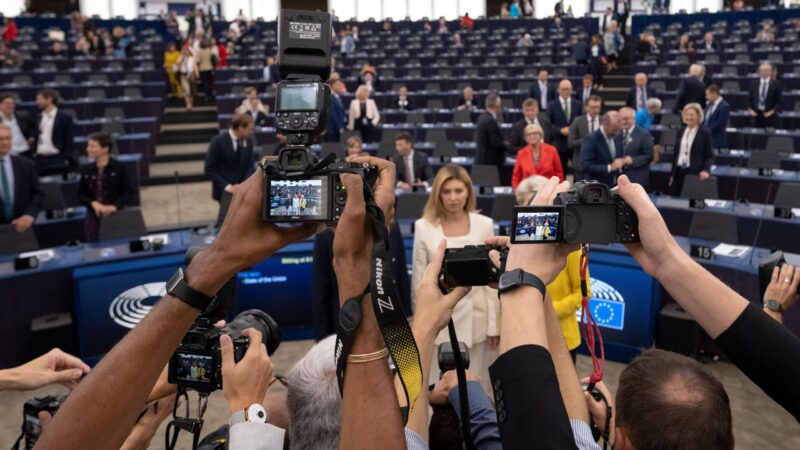 EPP zve na 5měsíční placenou stáž do Evropského parlamentu