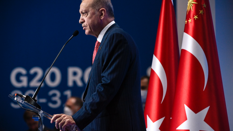 Evropa Turecku neposkytla smysluplnou pomoc s&nbsp;migrací, uvedl Erdogan