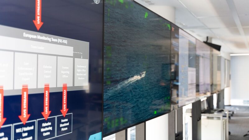 Do zemí EU přišlo loni nelegálně 239 000 lidí