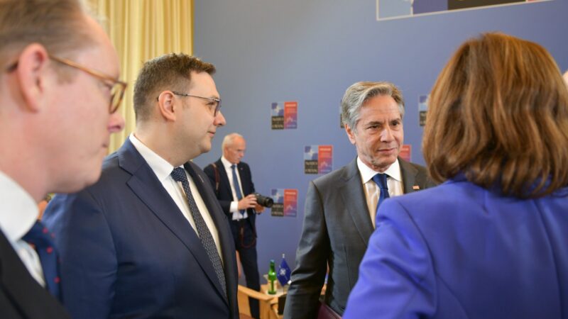 Stoltenberg navrhuje balík pomoci pro Ukrajinu ve výši bilion korun ročně