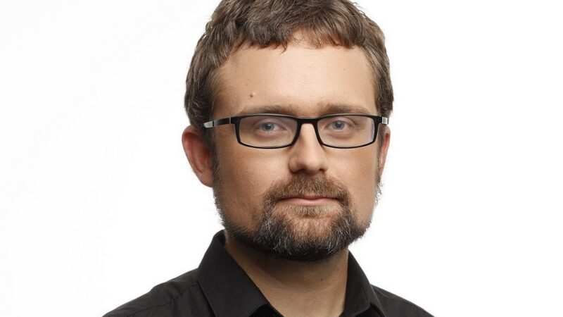 Mikuláš Peksa: Piráti chtějí NATO i&nbsp;jednotnou evropskou armádu