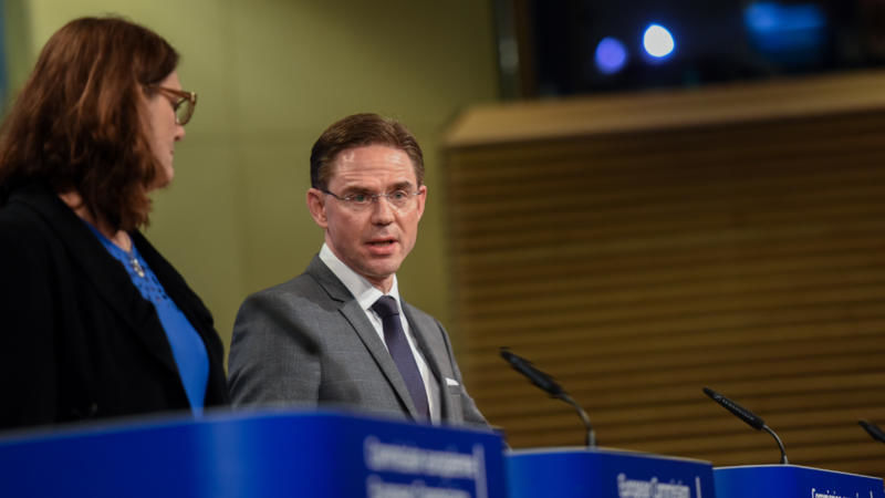 Do konce roku má být jasnější, jak se bude EU bránit proti čínskému dumpingu