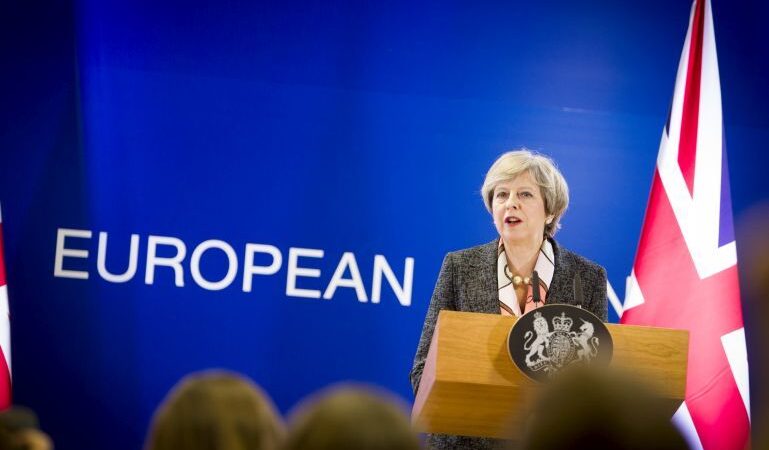 Samé spekulace. Právě tak dnes vypadají vztahy mezi Bruselem a&nbsp;Londýnem