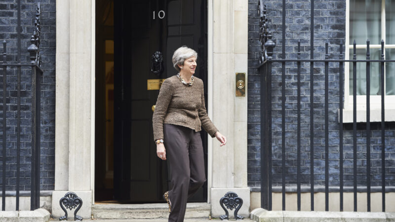 Mayová odchází. Kdo může být dalším brexitovým premiérem?