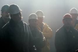 Nezaměstnanost mírně stoupla, průmysl stále nemá lidi