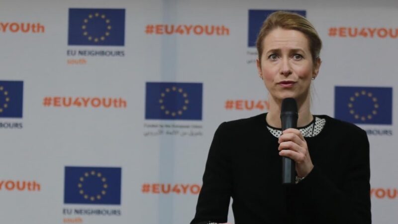 Kallas pohrozila Íránu sankcemi za potlačování protestů