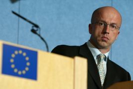 ANO představilo program pro eurovolby, termín přijetí eura určit nechce